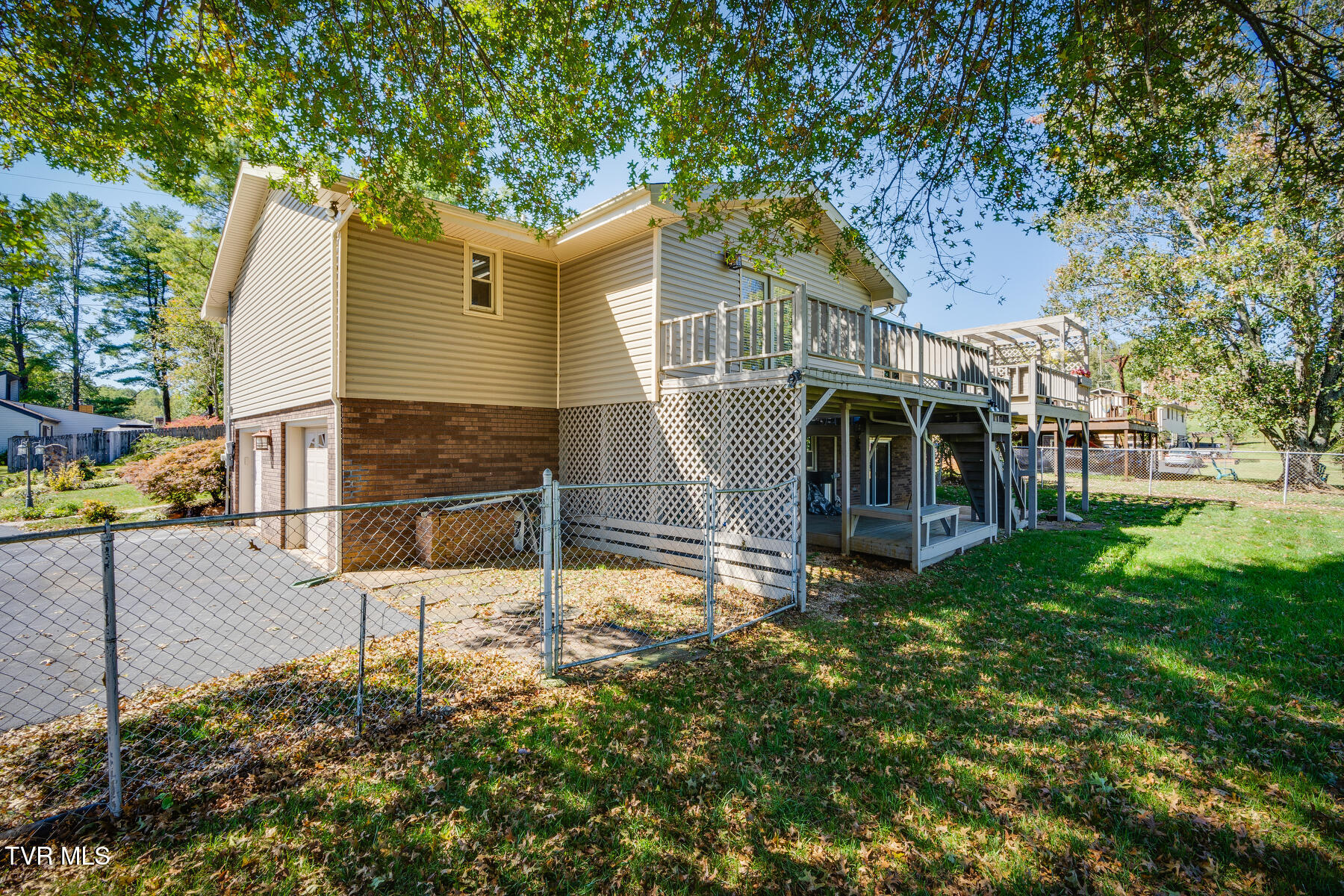 4817 Lake Park Drive