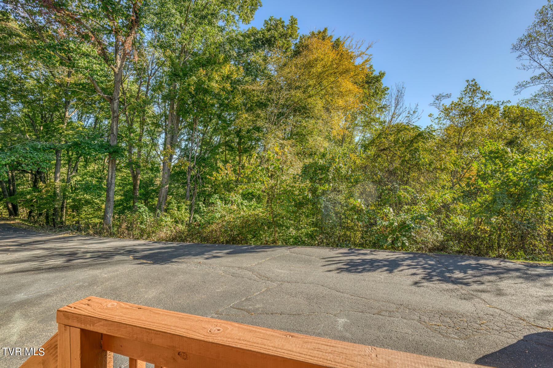 225 Huckleberry Road, 2