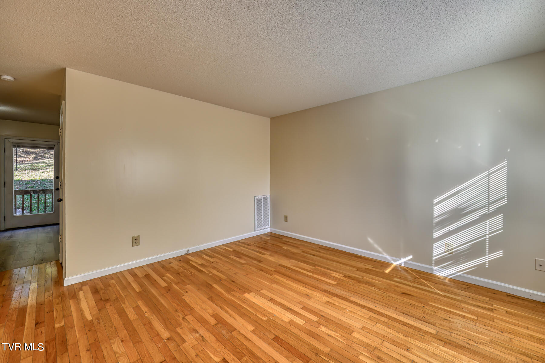225 Huckleberry Road, 2