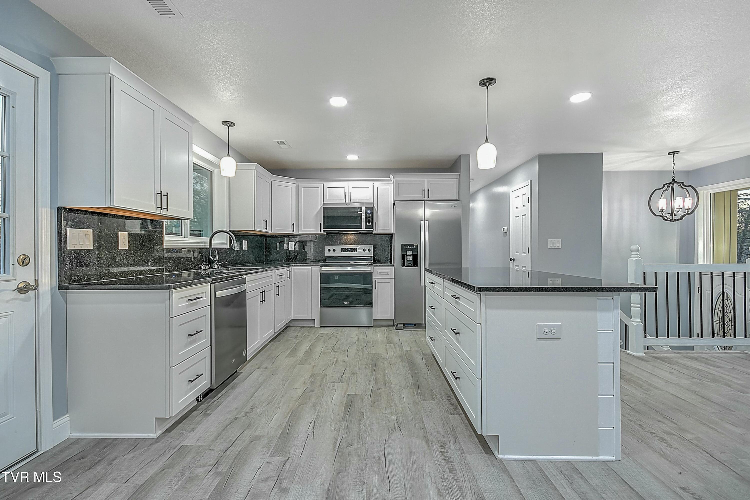 203 Windmere Place
