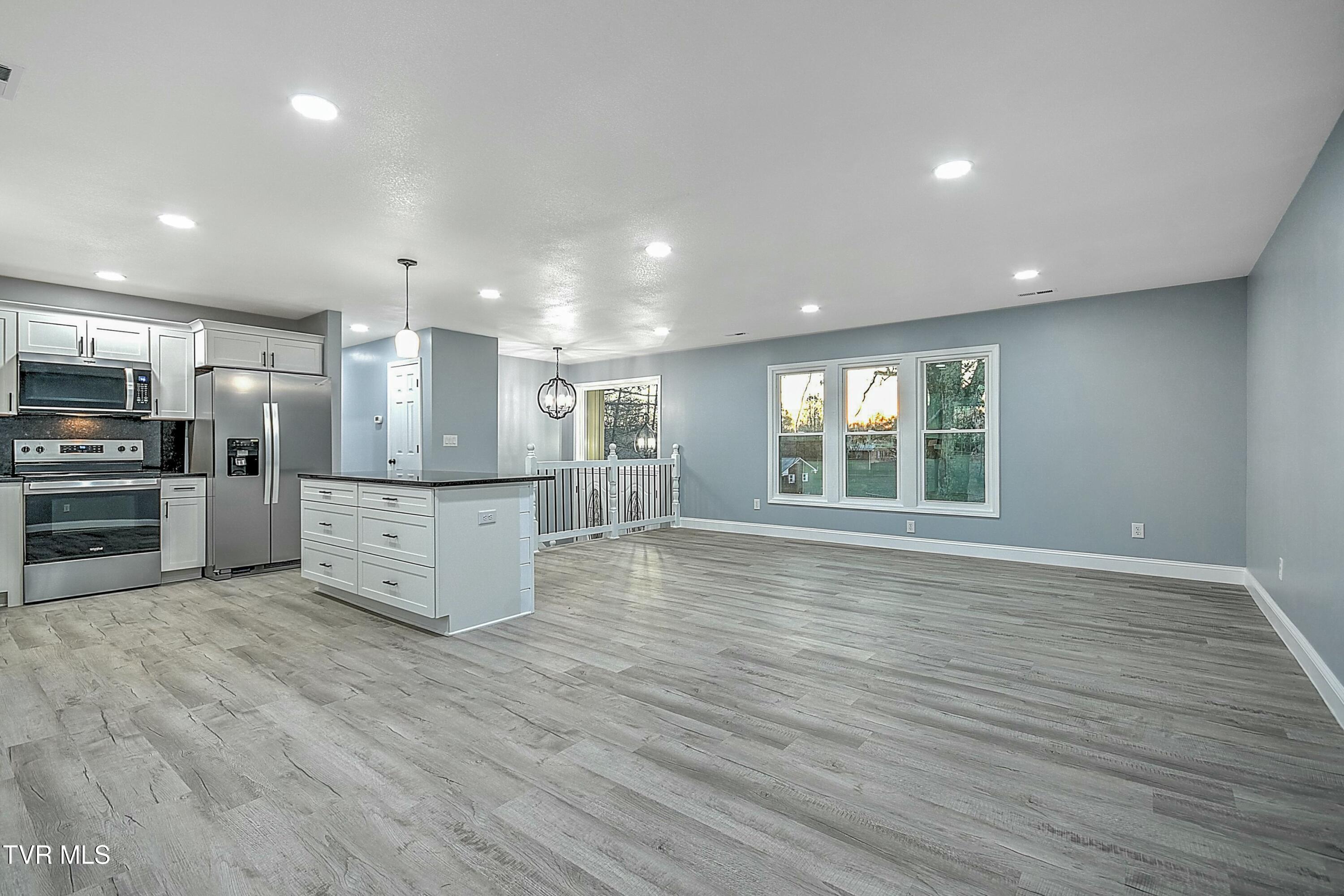 203 Windmere Place