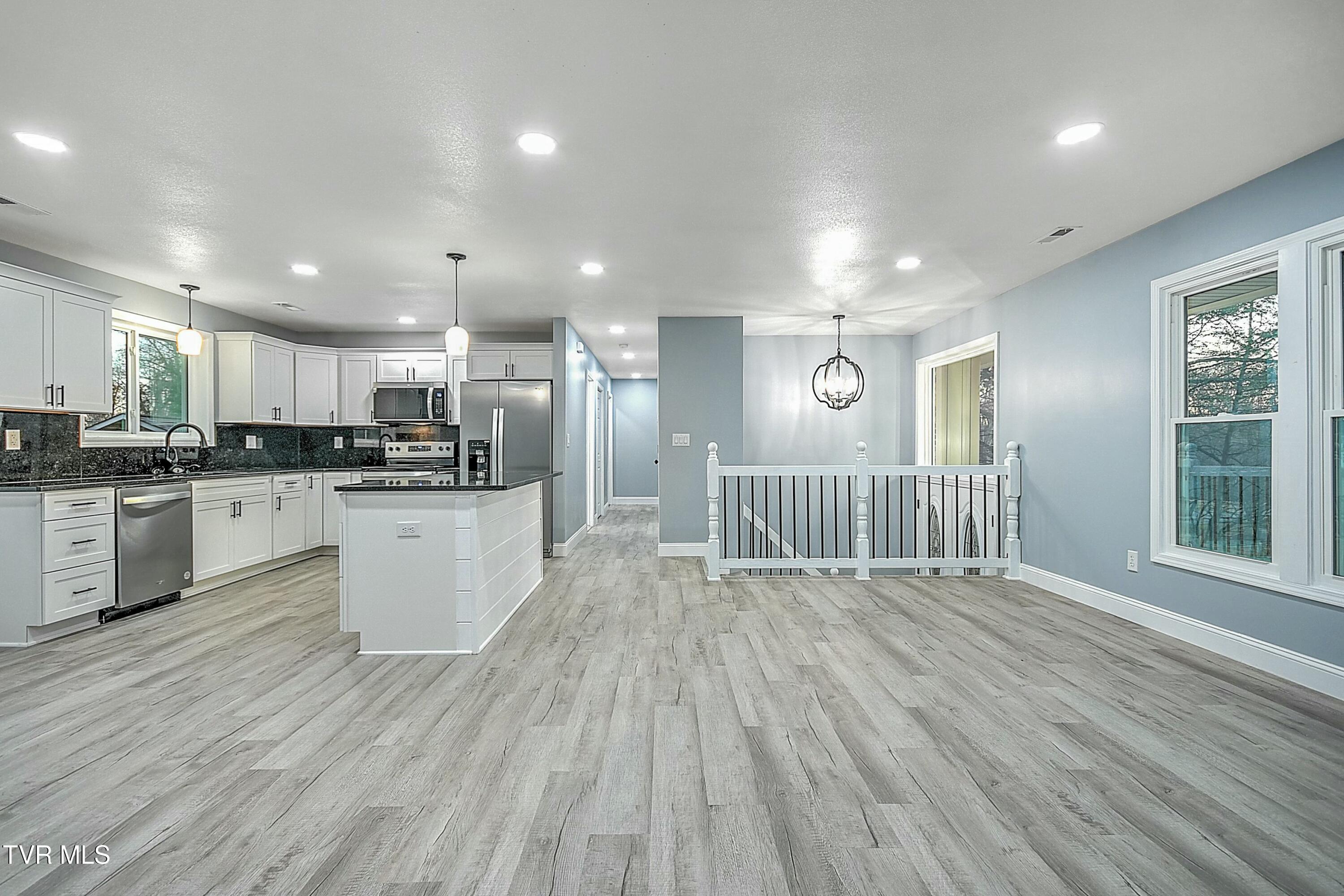 203 Windmere Place