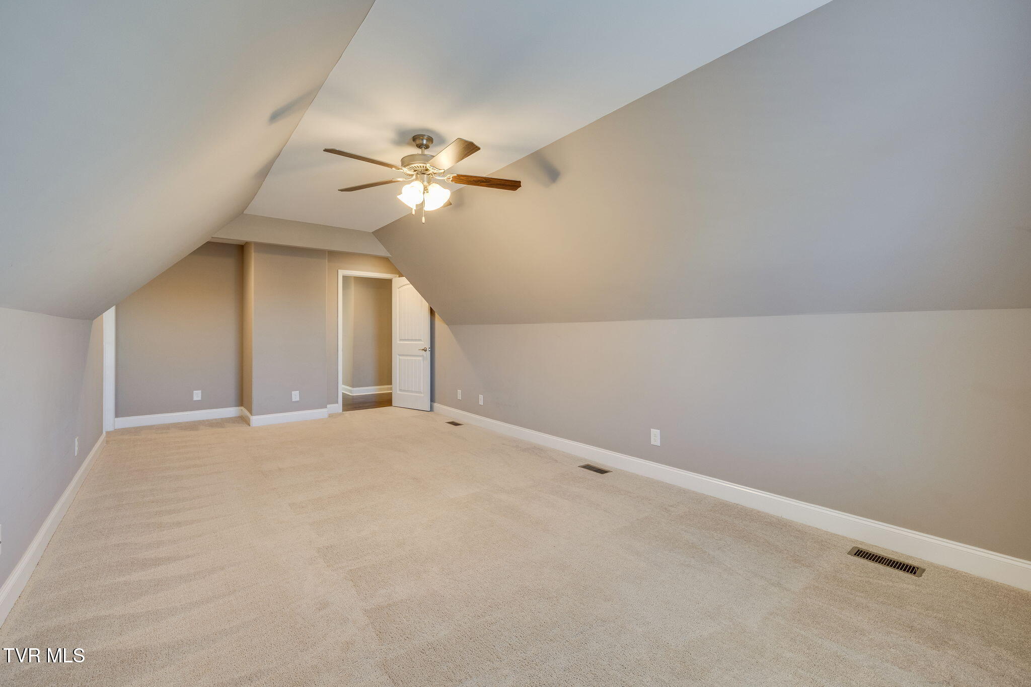 3144 London Road