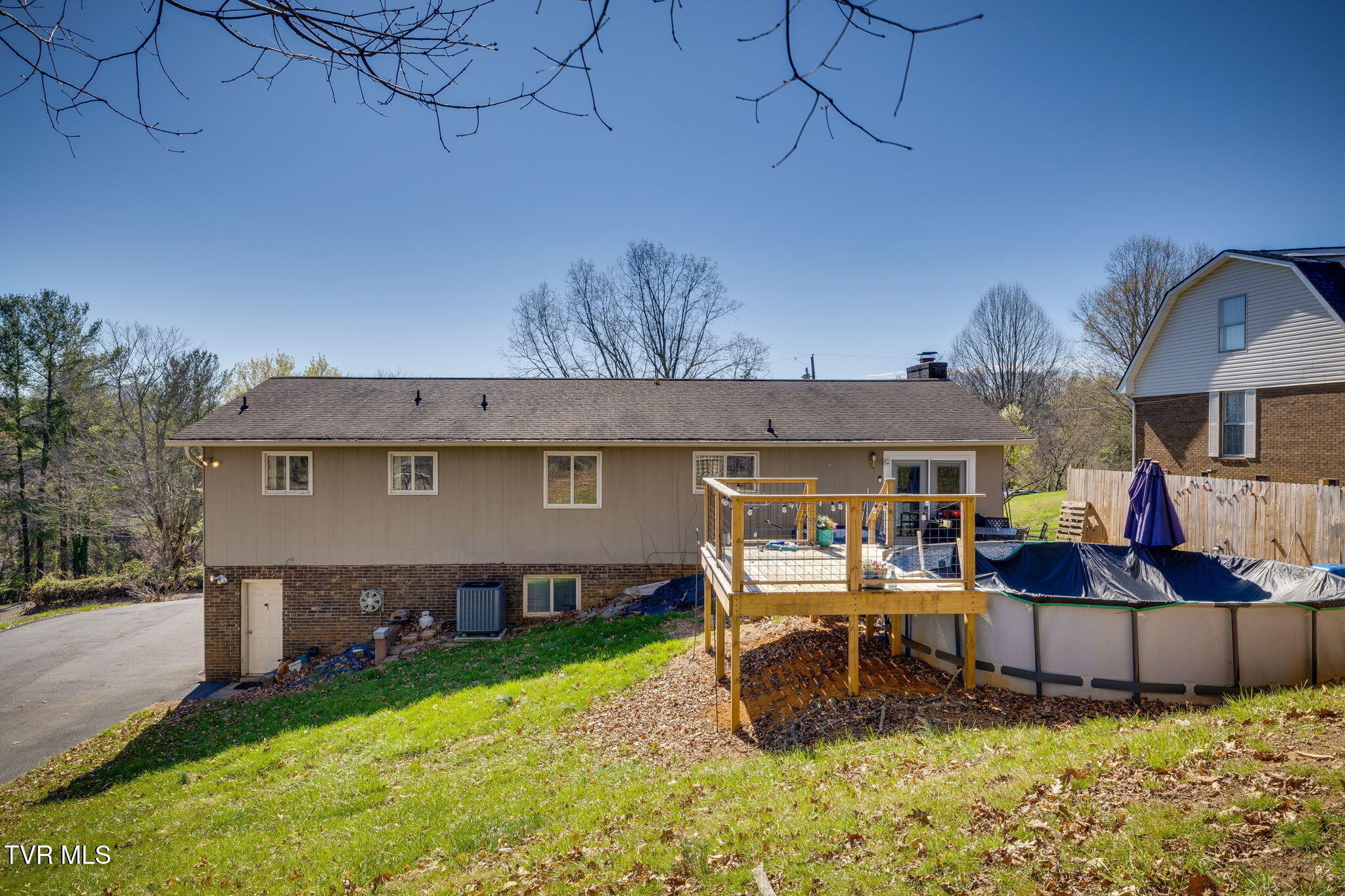 128 Manchester Place