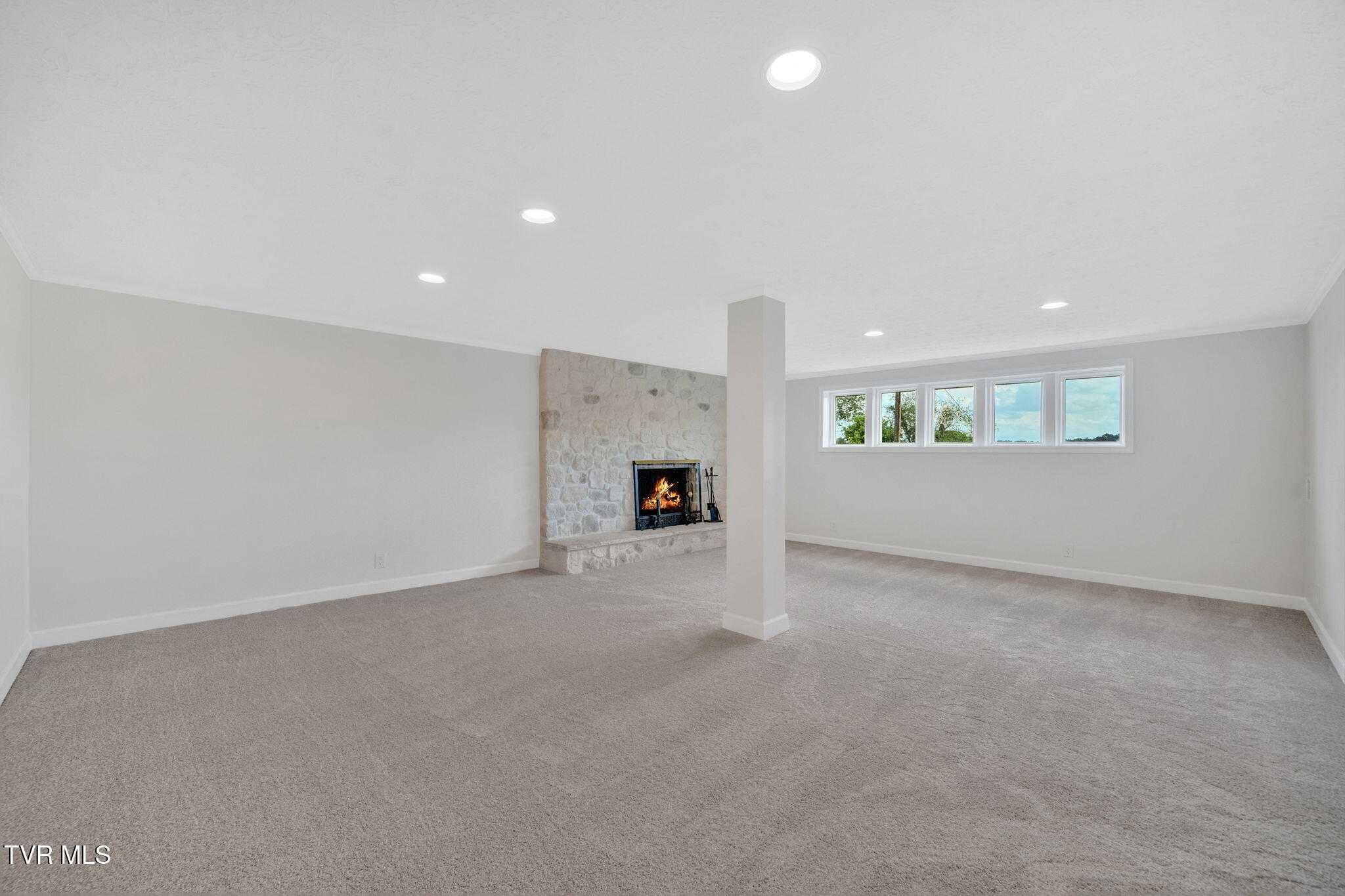640 Foothills Road