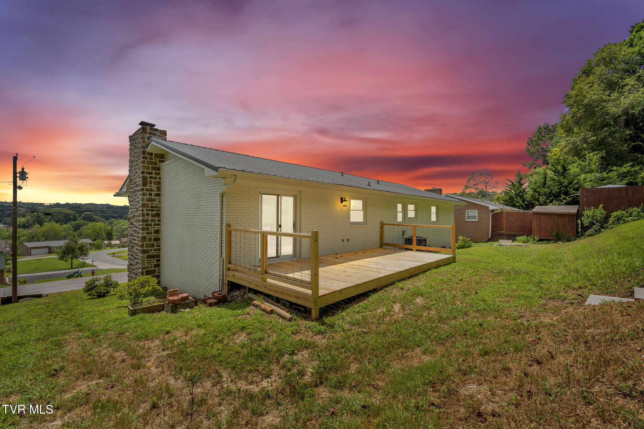 640 Foothills Road