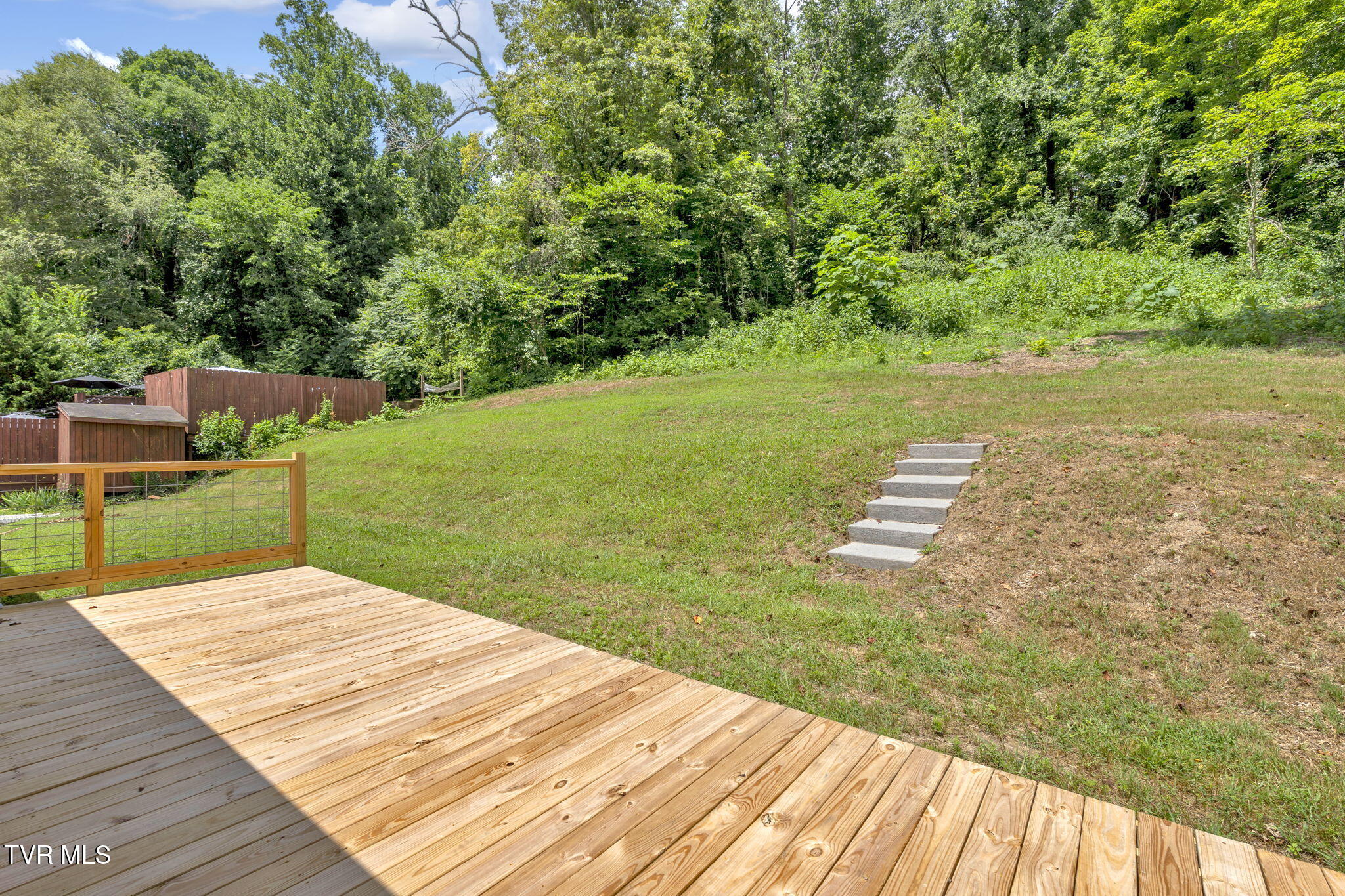 640 Foothills Road