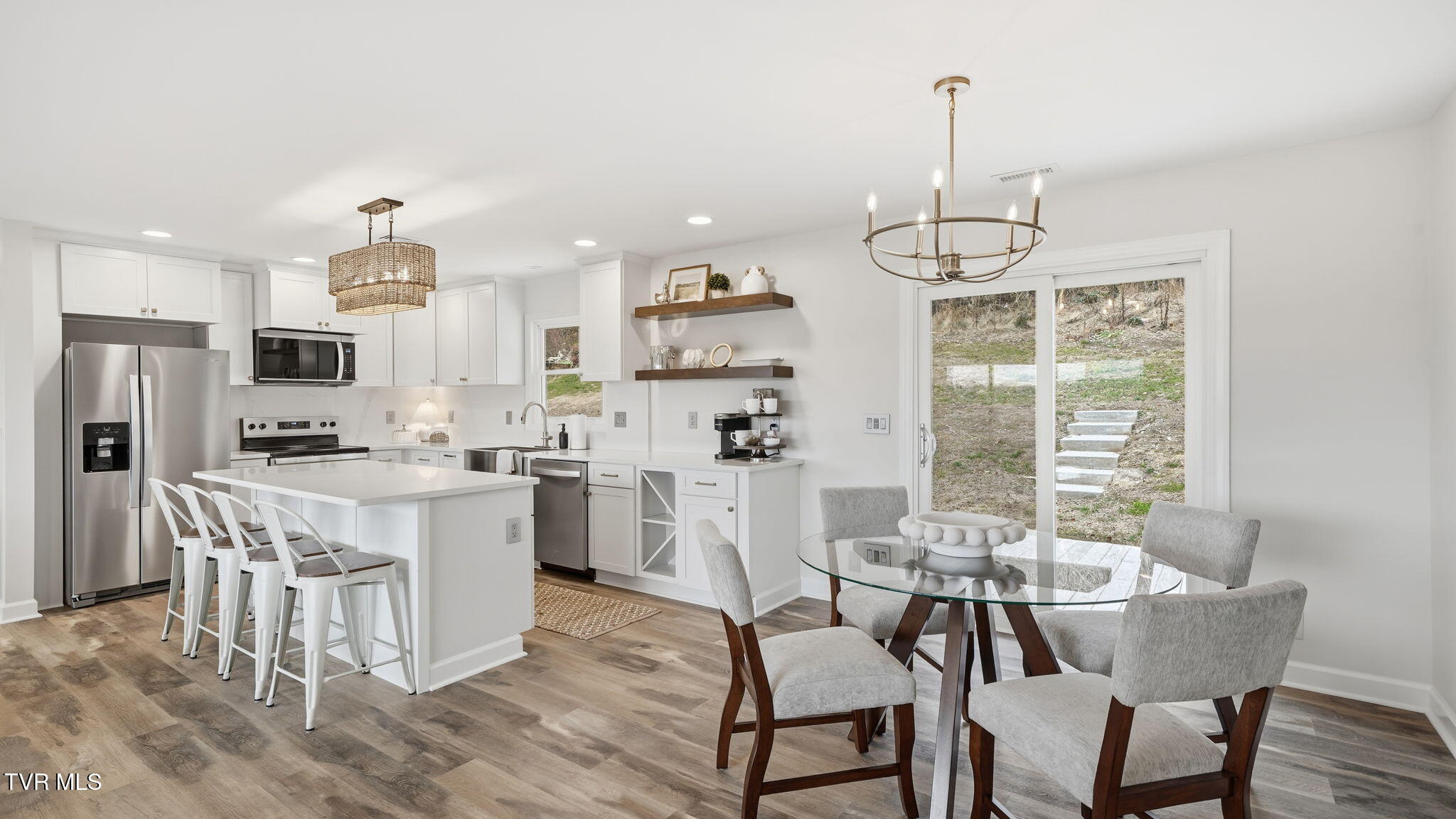 640 Foothills Road