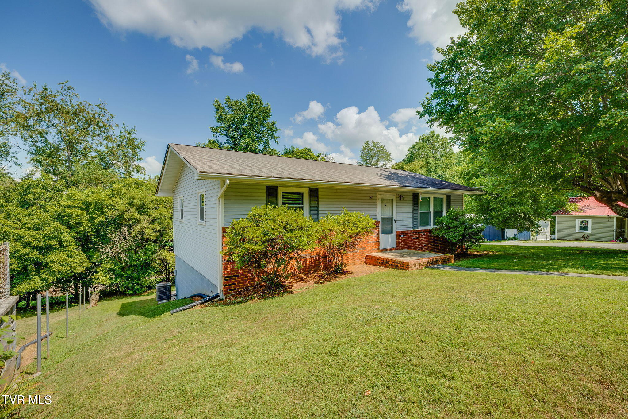 147 Blaine Avenue