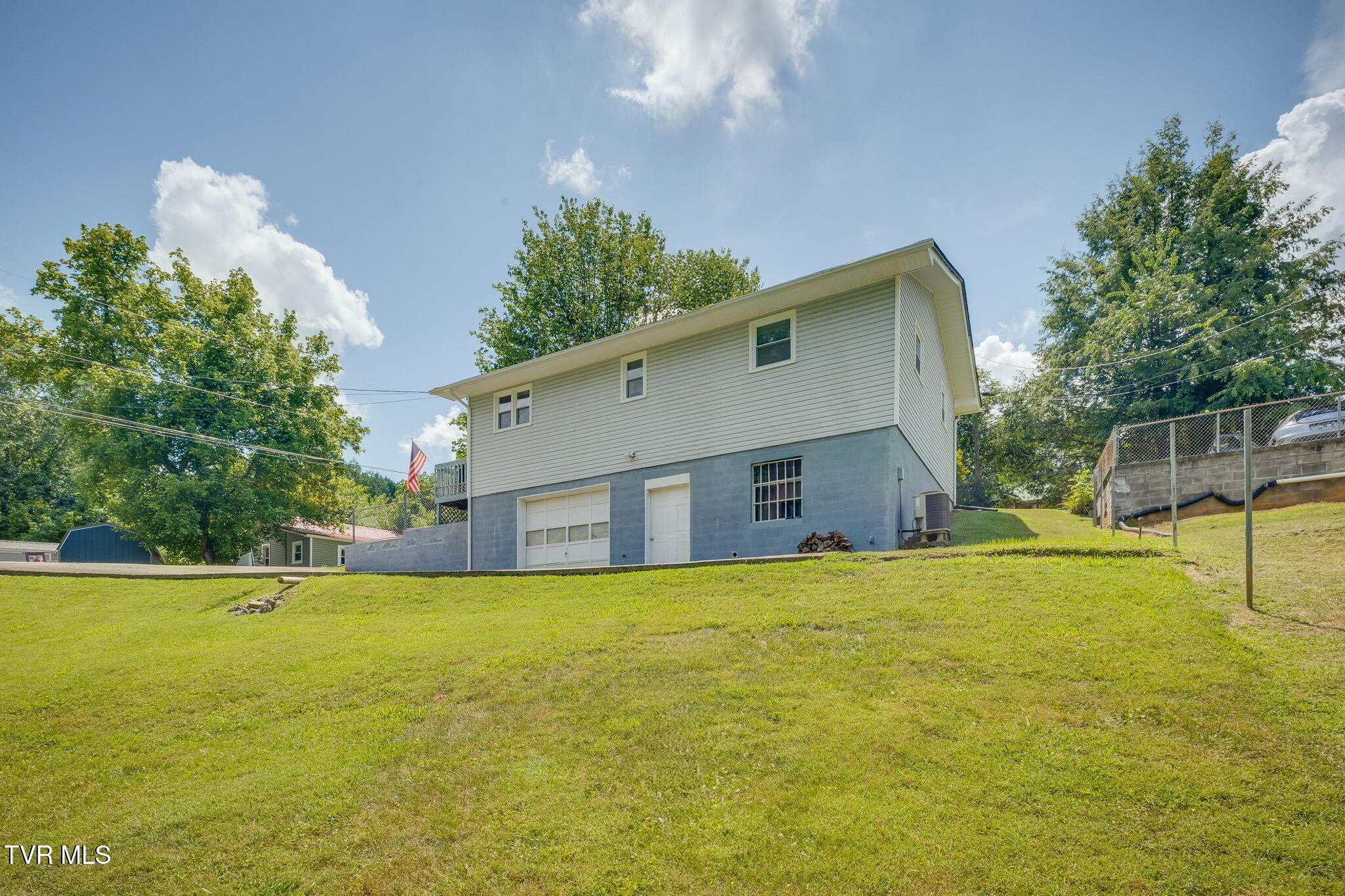 147 Blaine Avenue