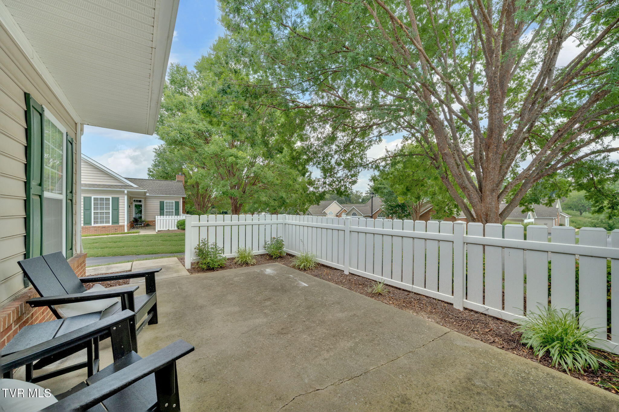 223 Avonlea Place