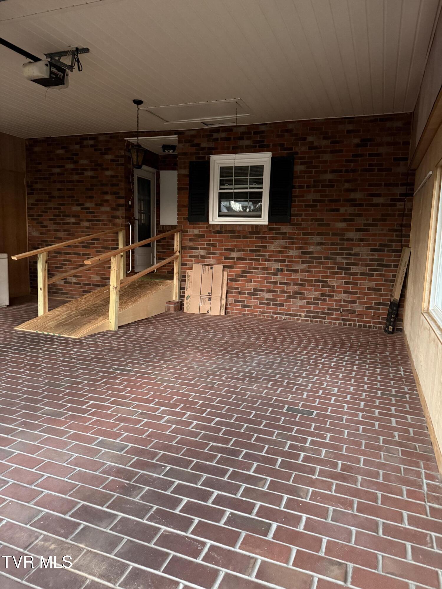 121 Clark Drive