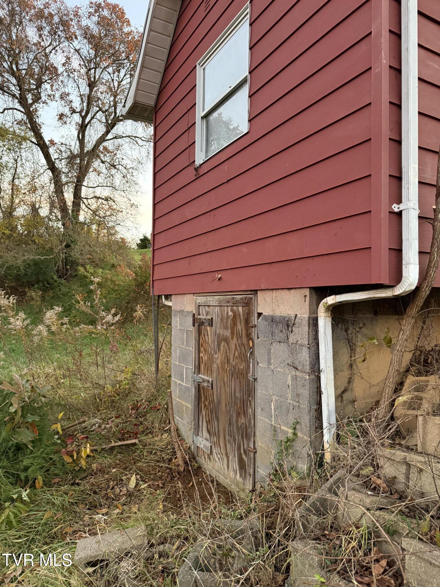 121 Clark Drive