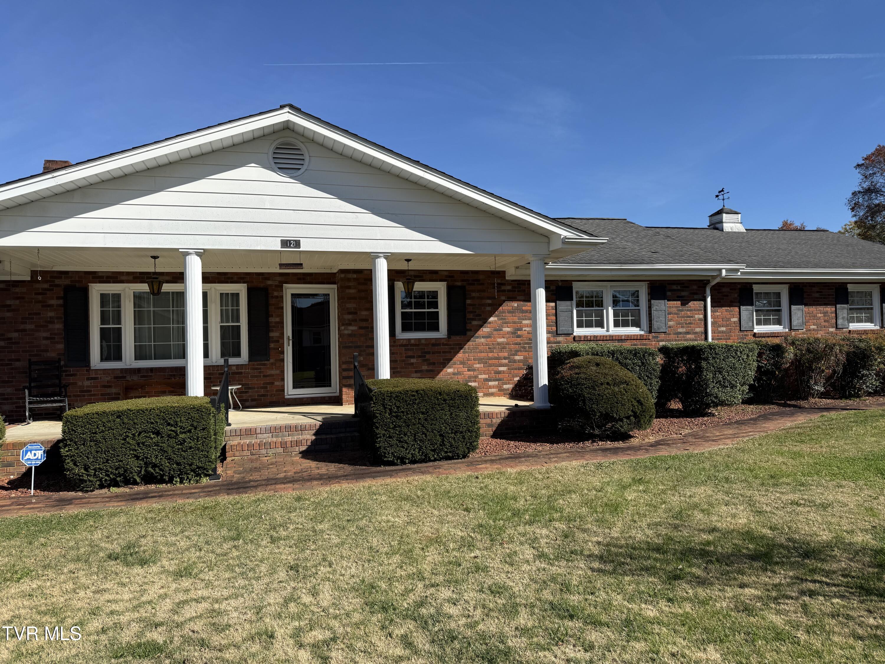 121 Clark Drive