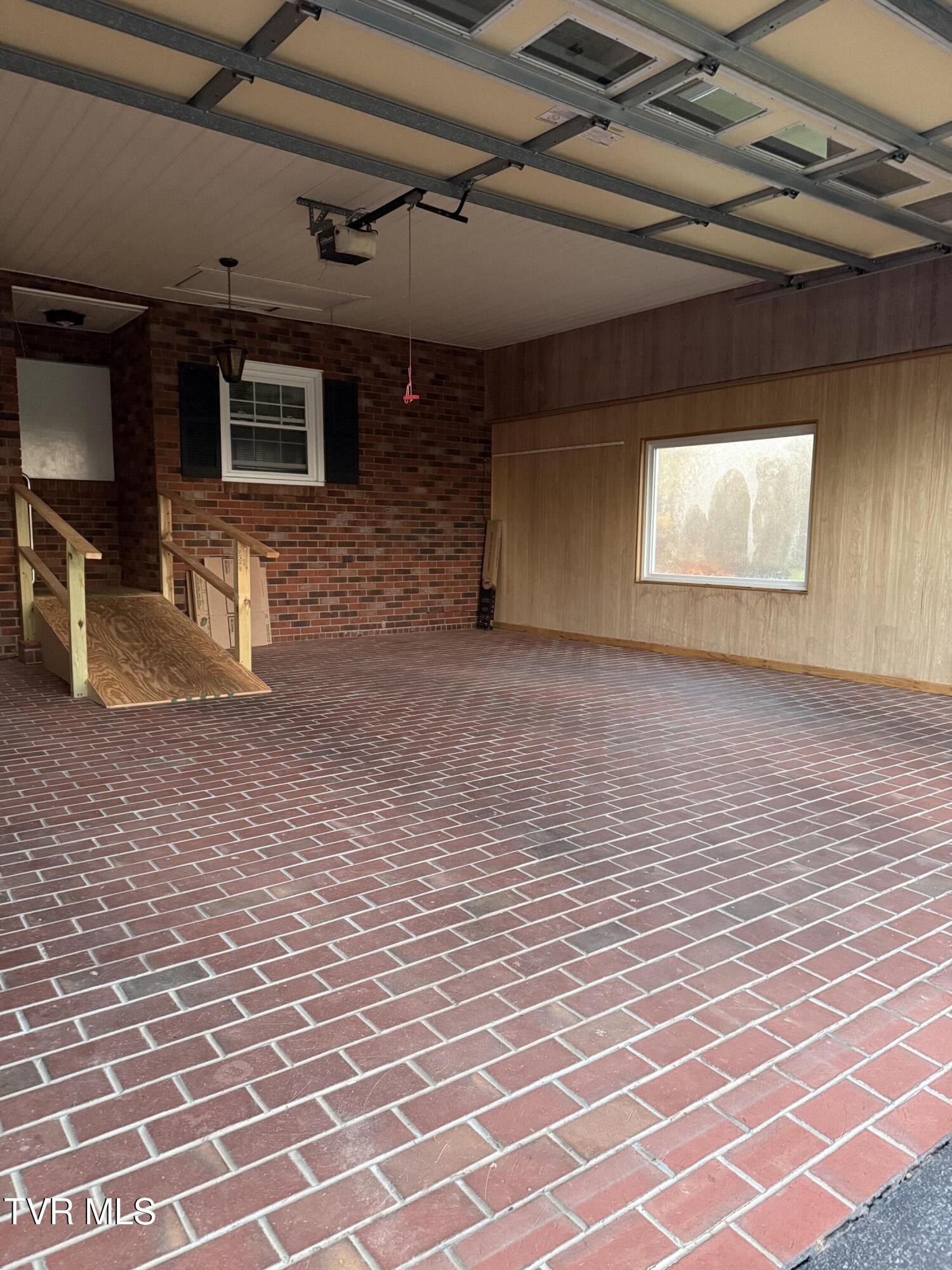 121 Clark Drive