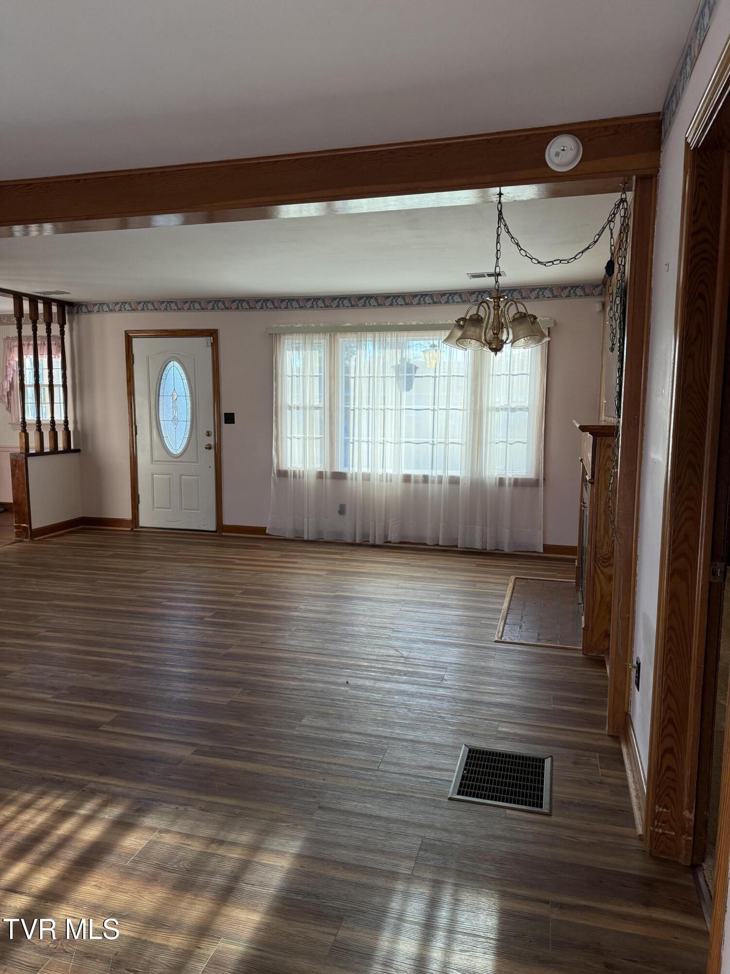 121 Clark Drive