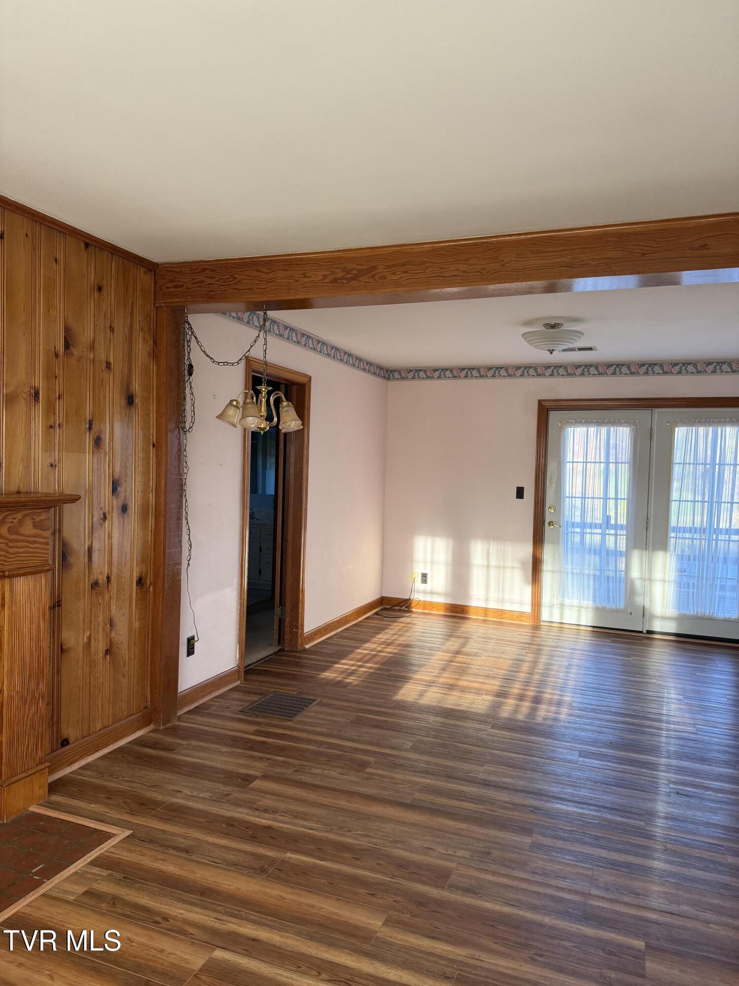 121 Clark Drive