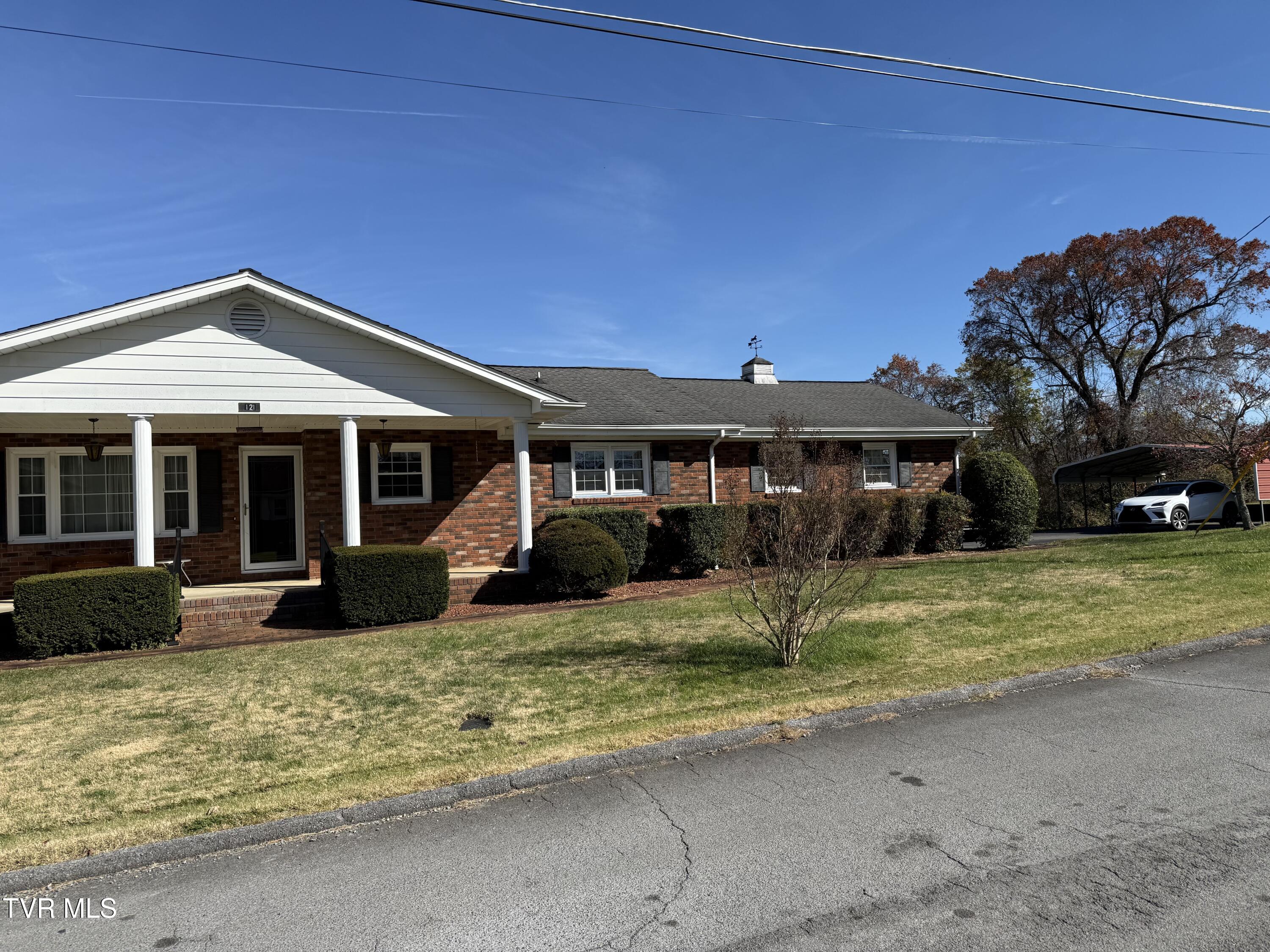 121 Clark Drive