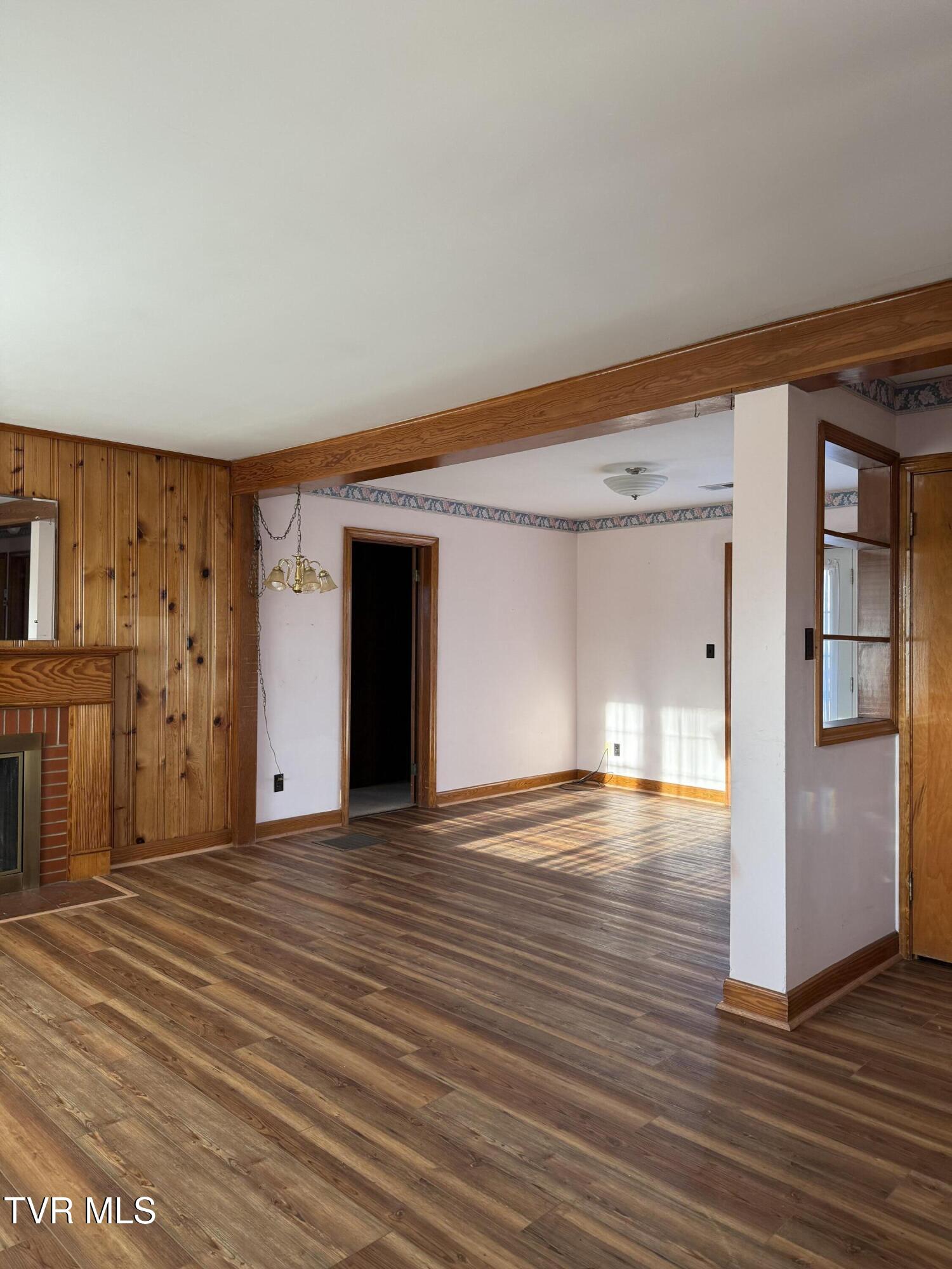 121 Clark Drive