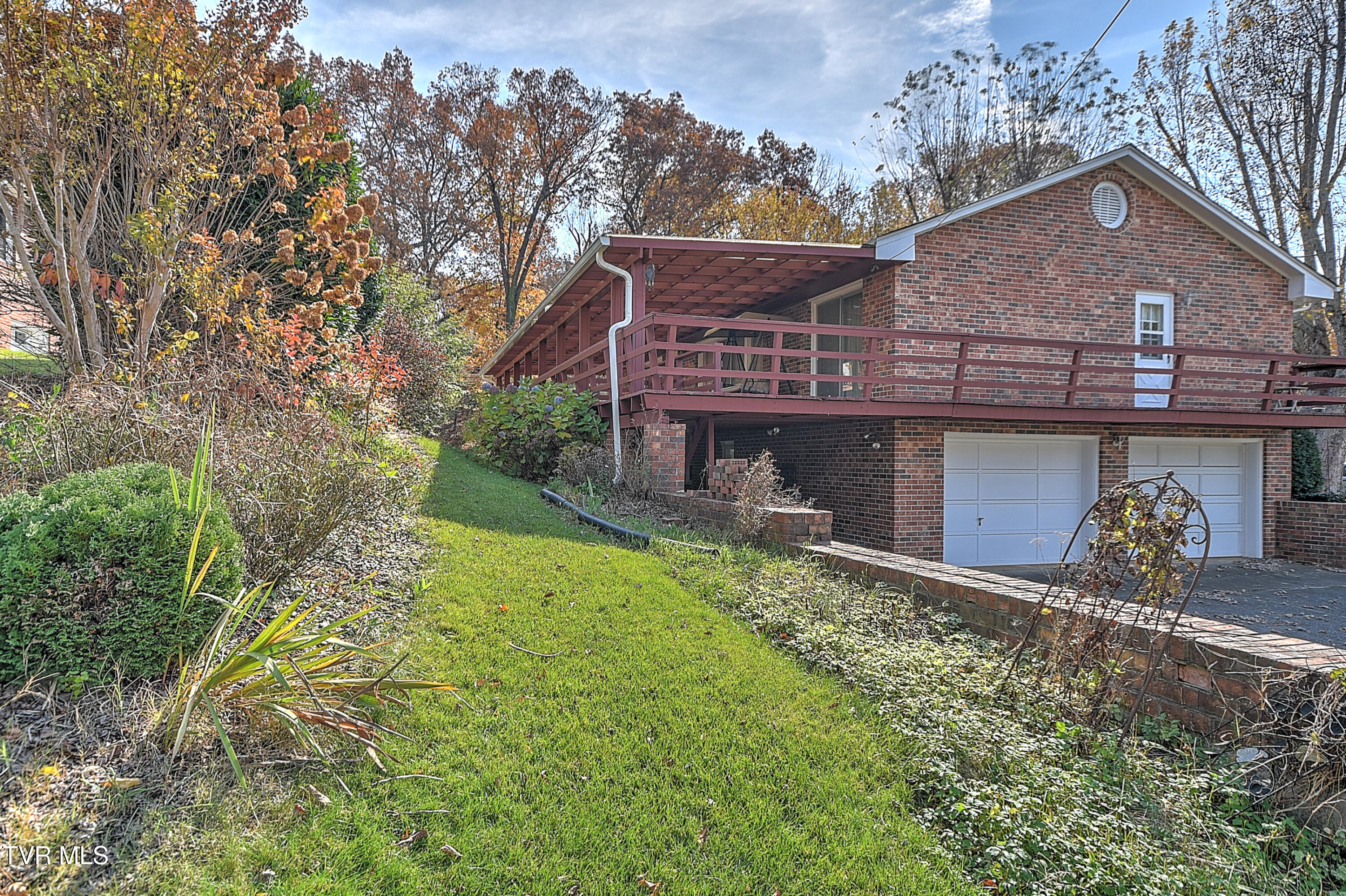 1900 Northwood Drive