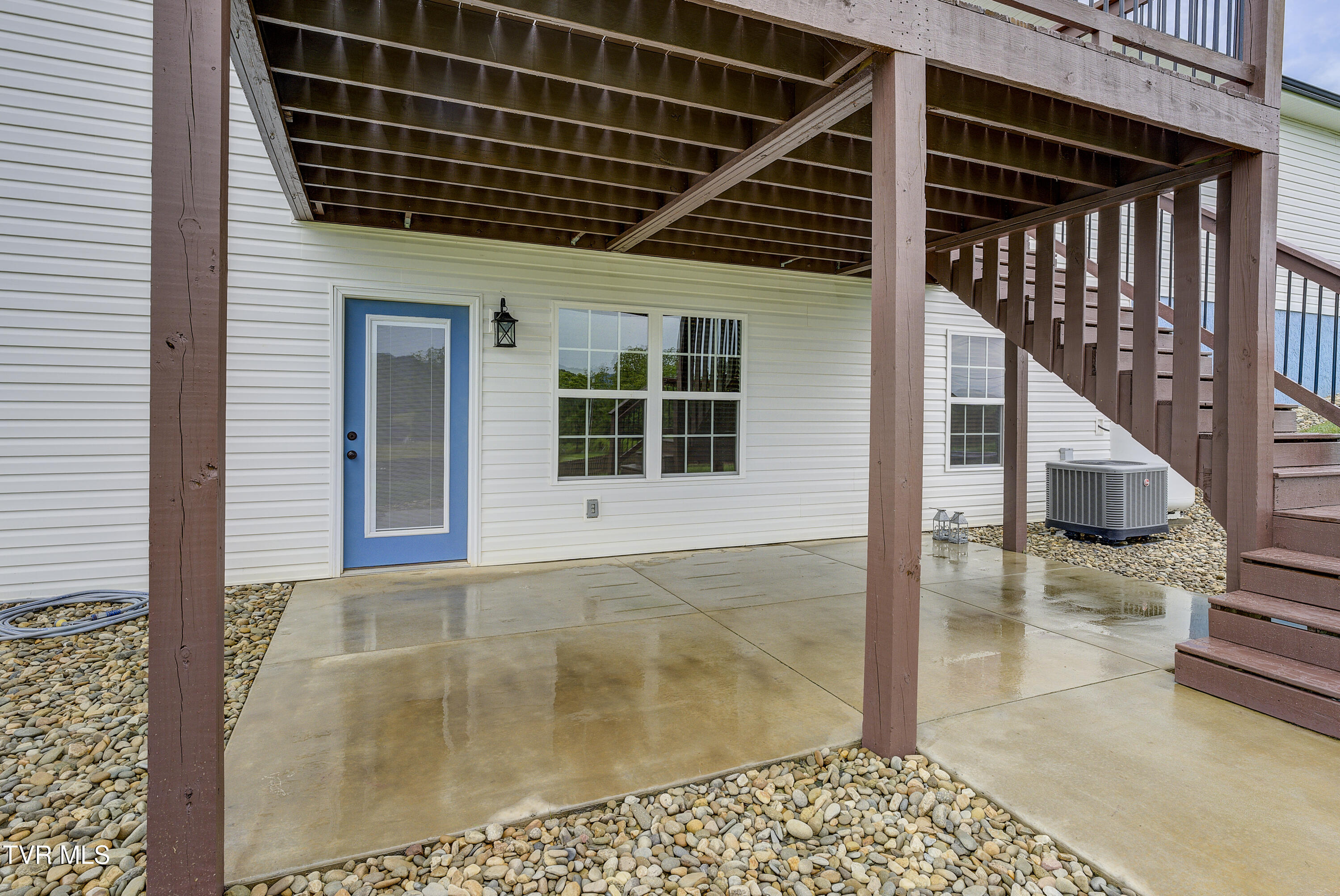 674 Old Embreeville Road