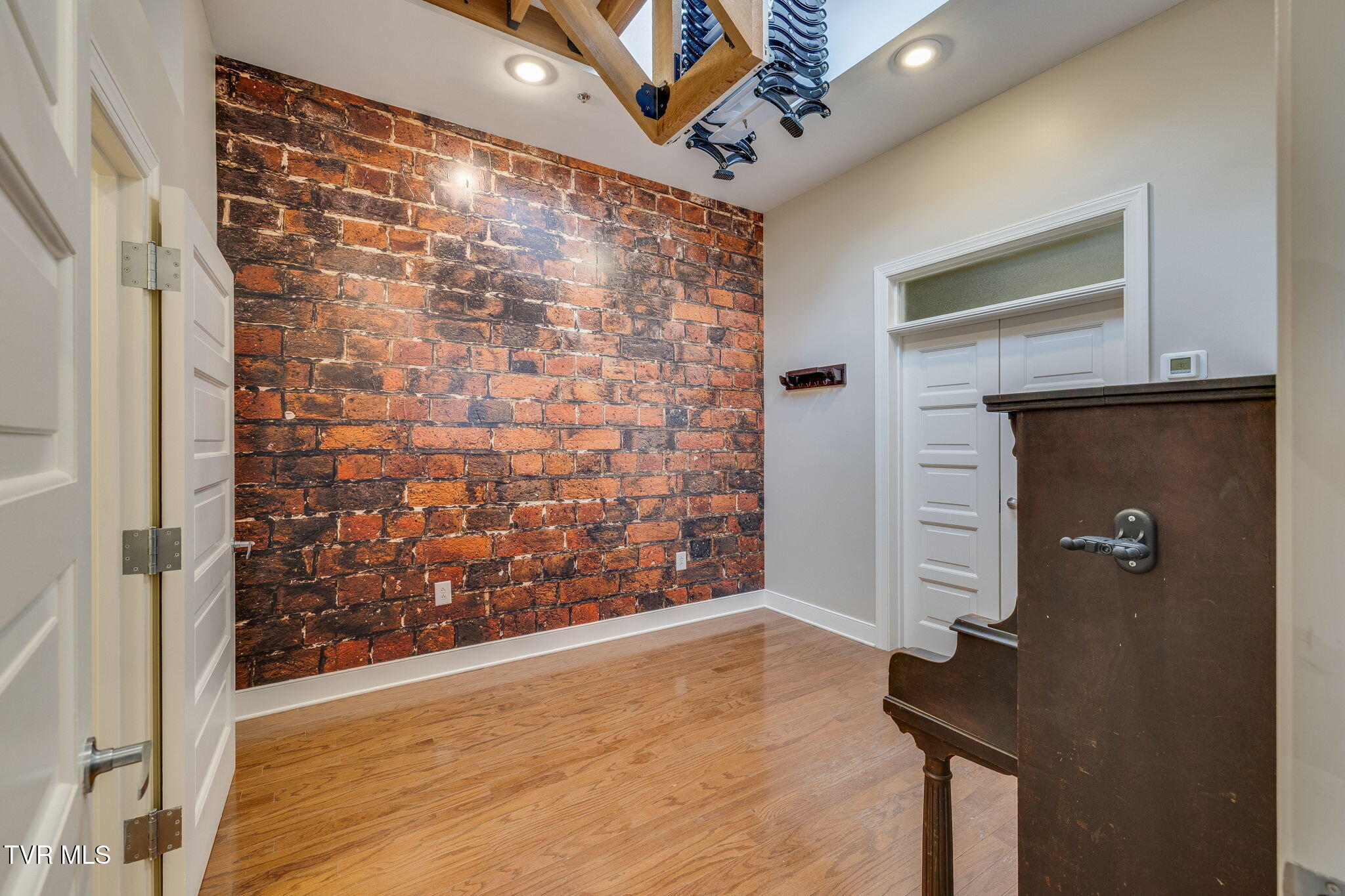 200 Tipton Street 200