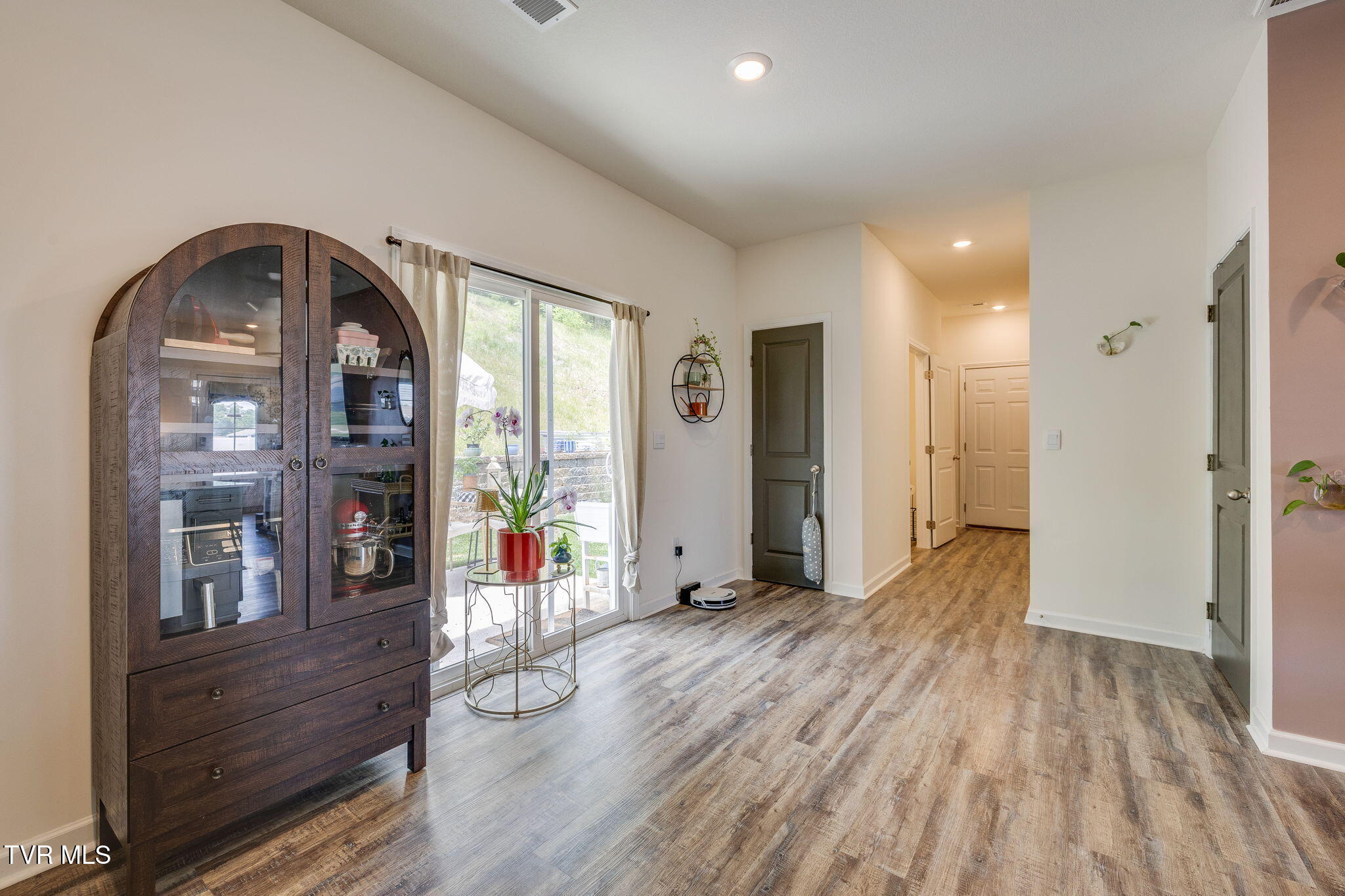 1035 Tomahawk Terrace
