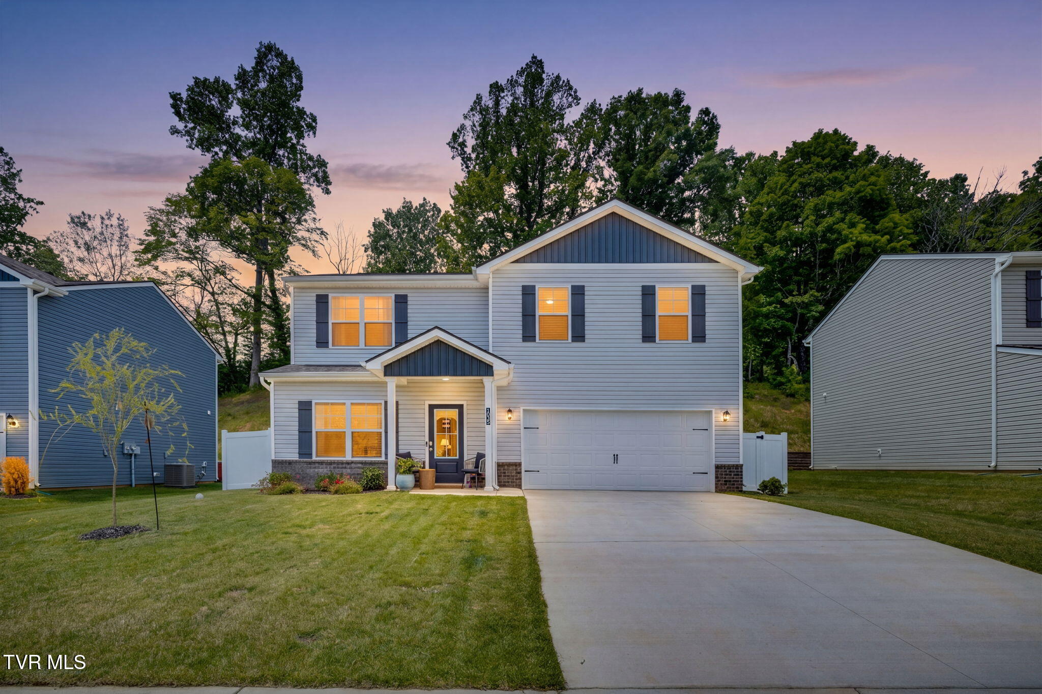 1035 Tomahawk Terrace