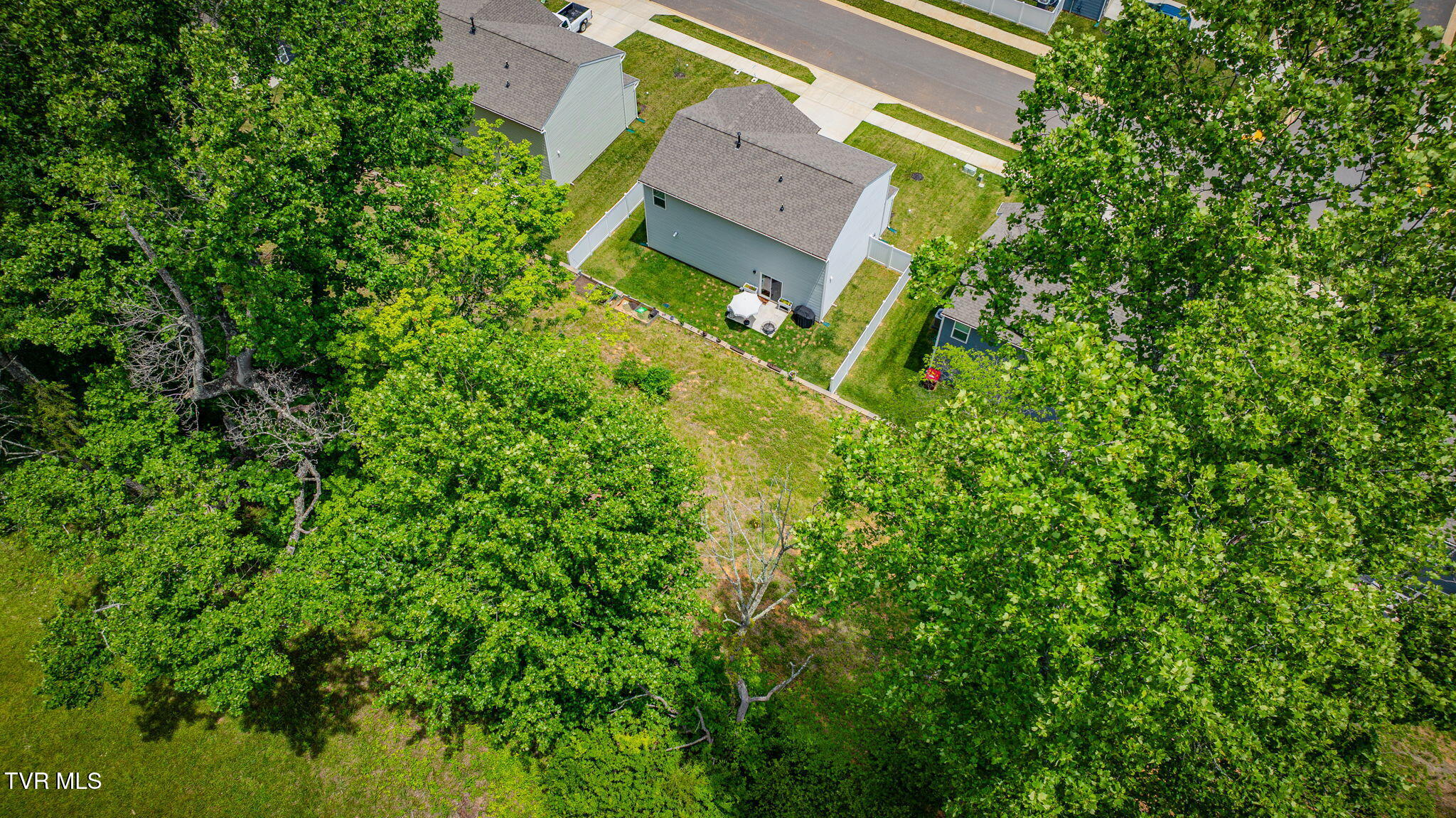 1035 Tomahawk Terrace