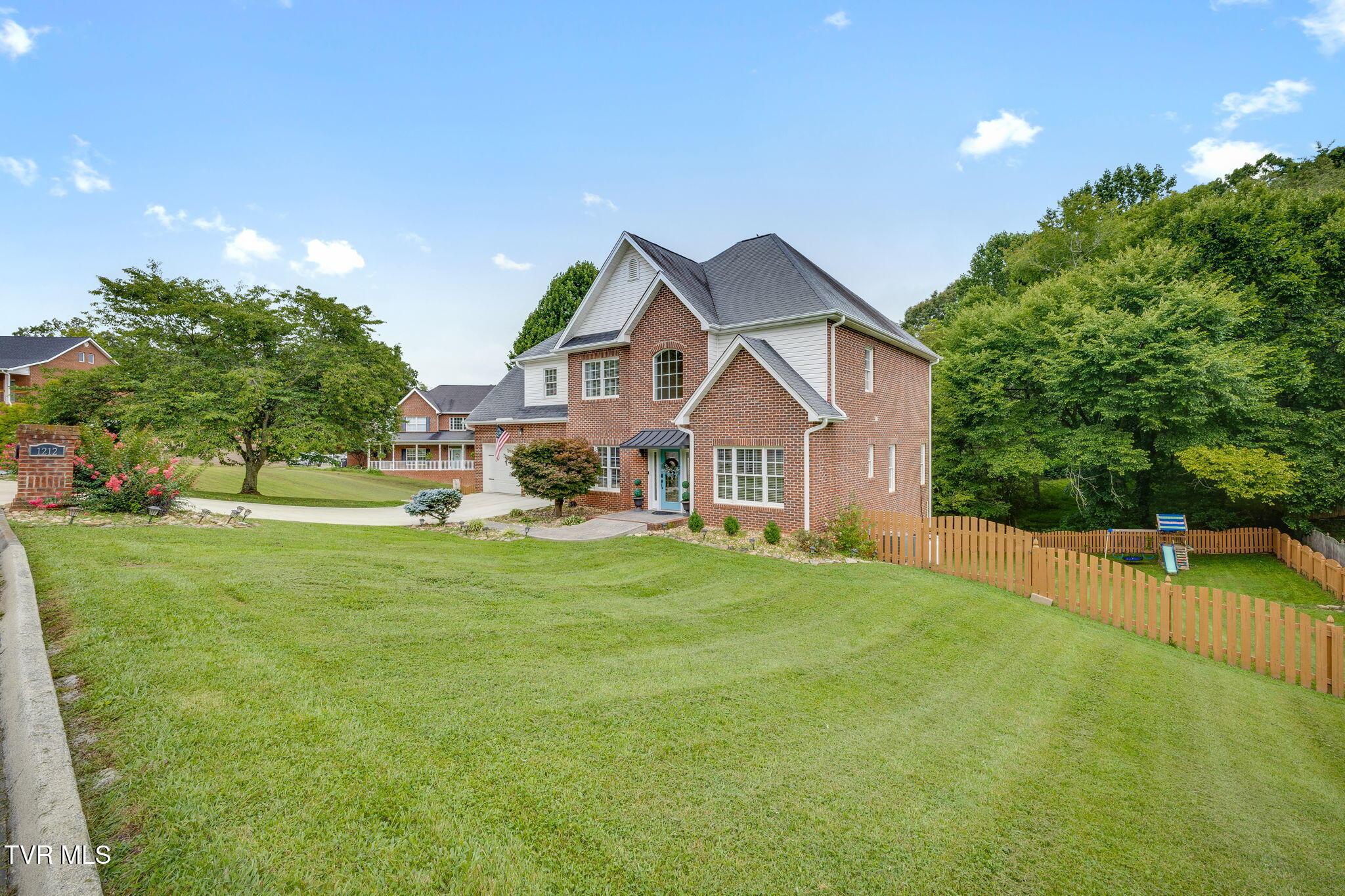1212 Fiddlers Way