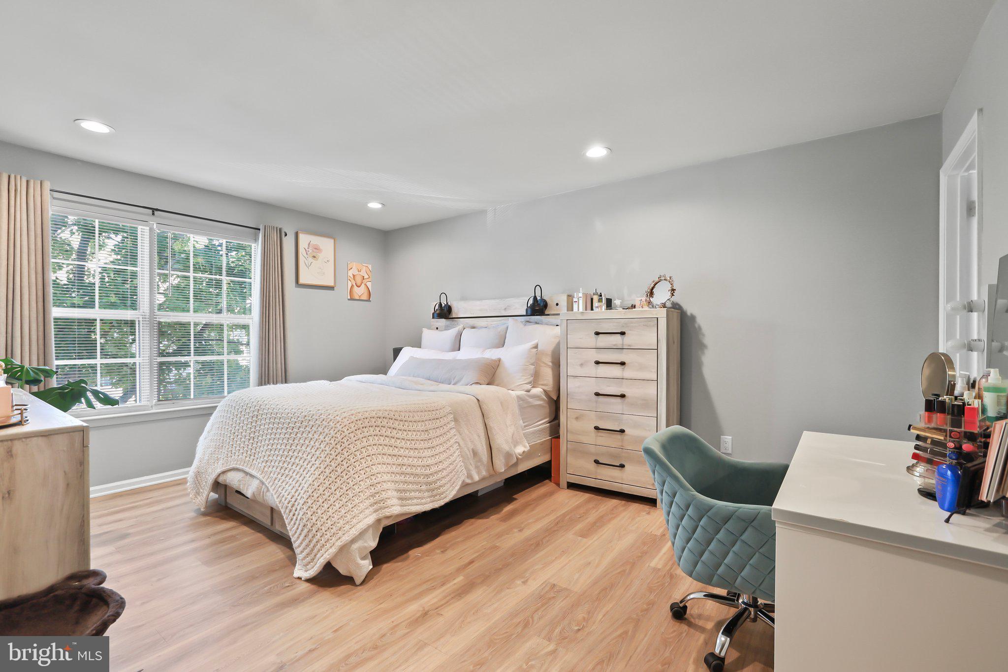 3608 FENWICK LA