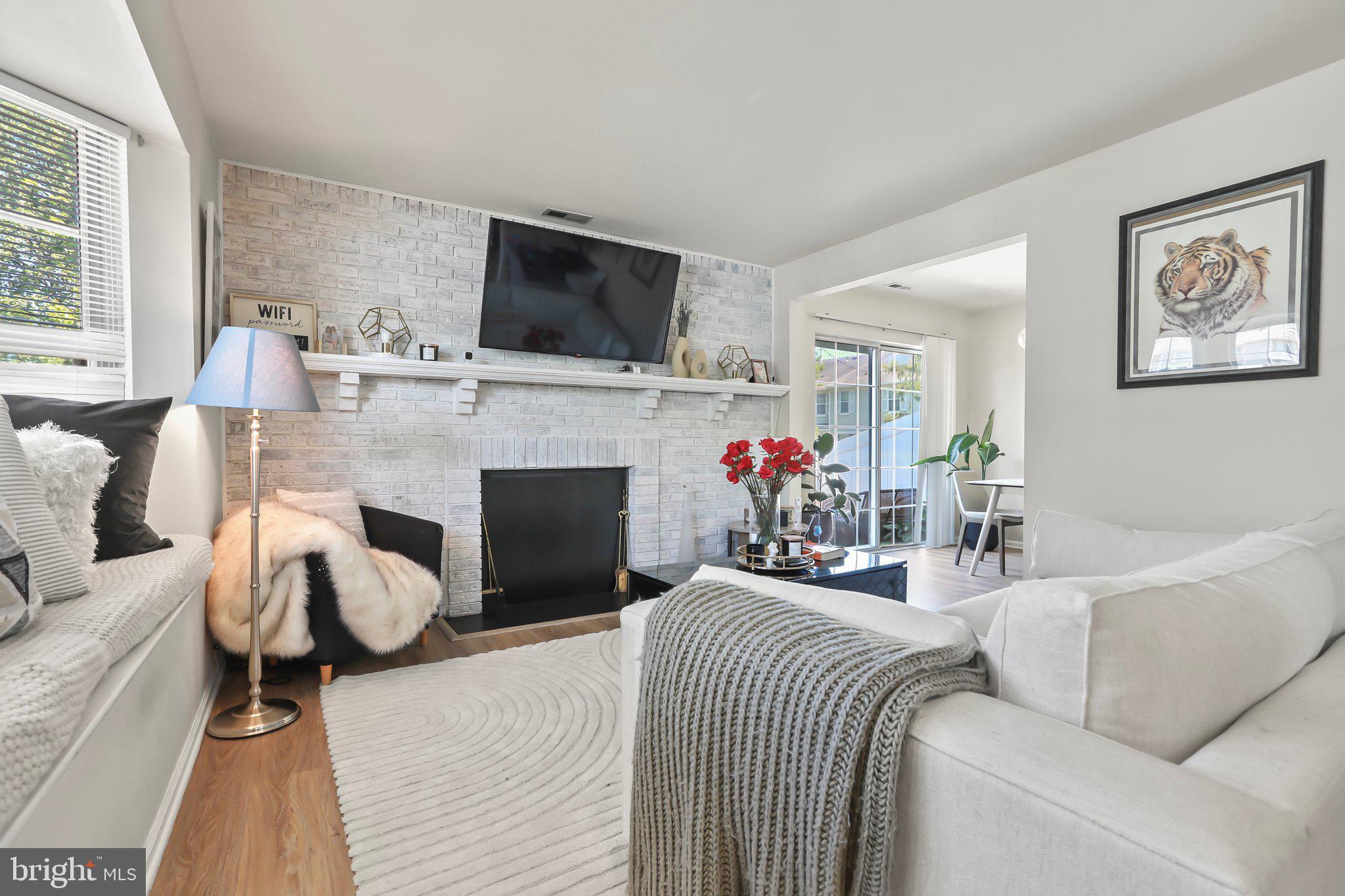 3608 FENWICK LA