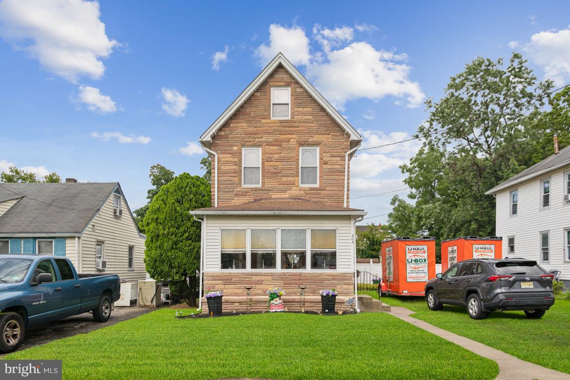 305 Cleveland Ave