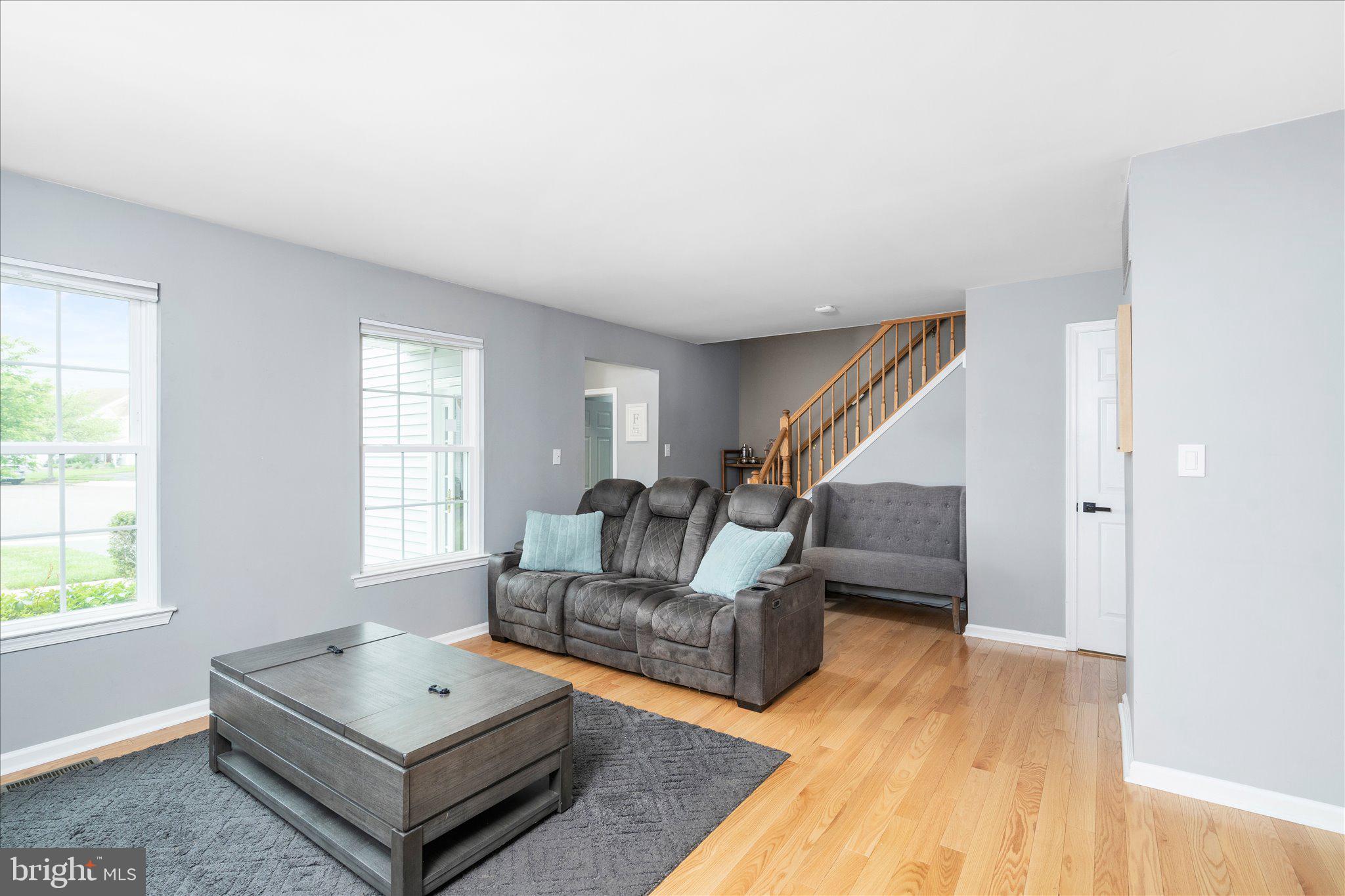 33 Hemlock Ct