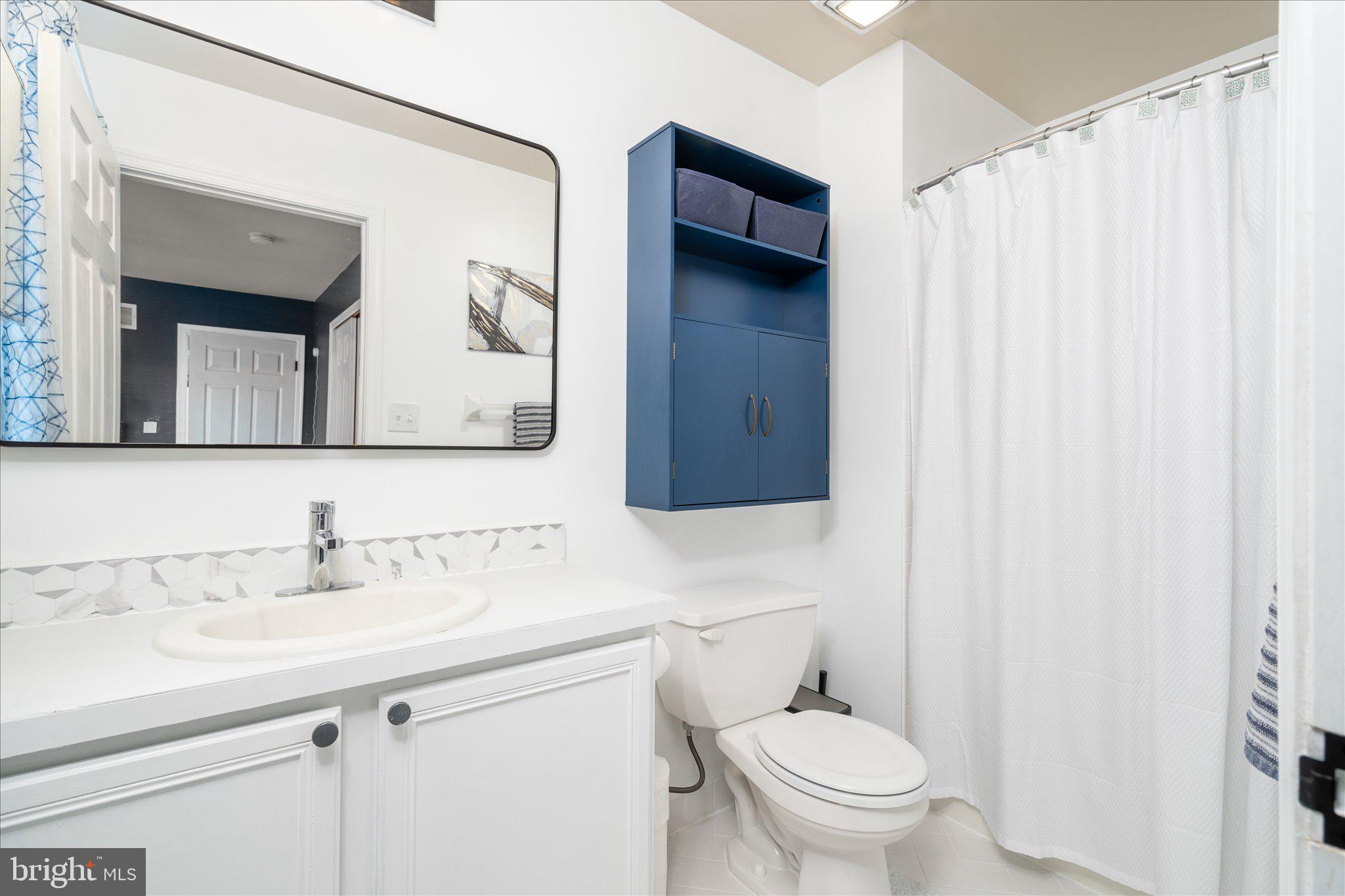 33 Hemlock Ct