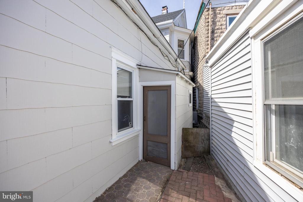 117 S Pavilion Ave