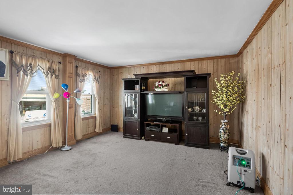 117 S Pavilion Ave