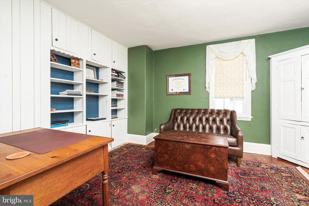 442 ELLISDALE ROAD