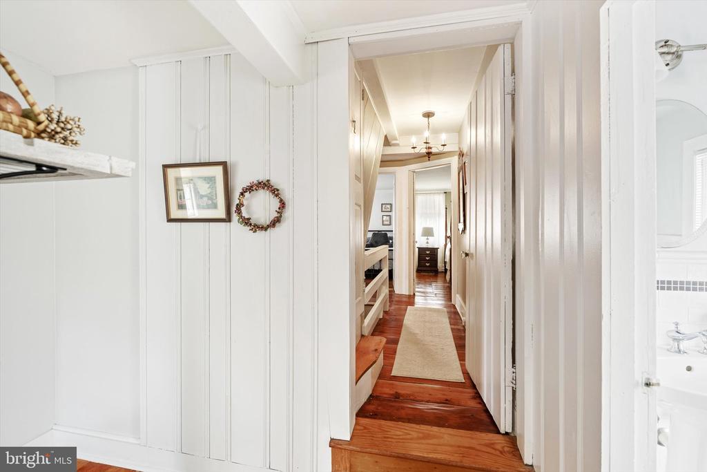 442 ELLISDALE ROAD