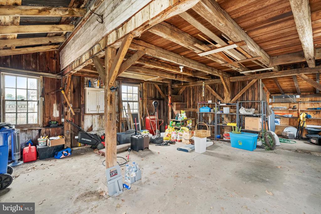 442 ELLISDALE ROAD