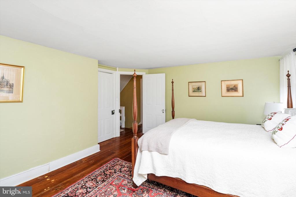 442 ELLISDALE ROAD