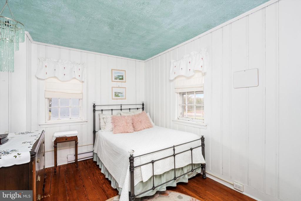 442 ELLISDALE ROAD