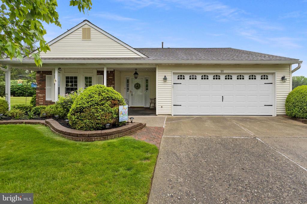 21 Willowwood Ct
