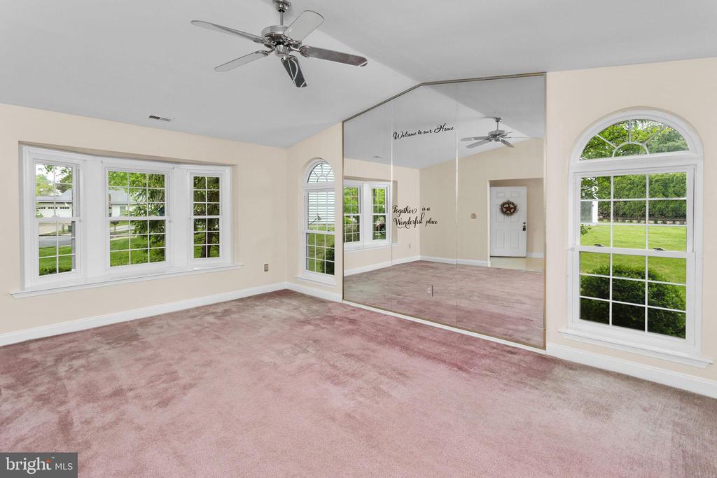 21 Willowwood Ct