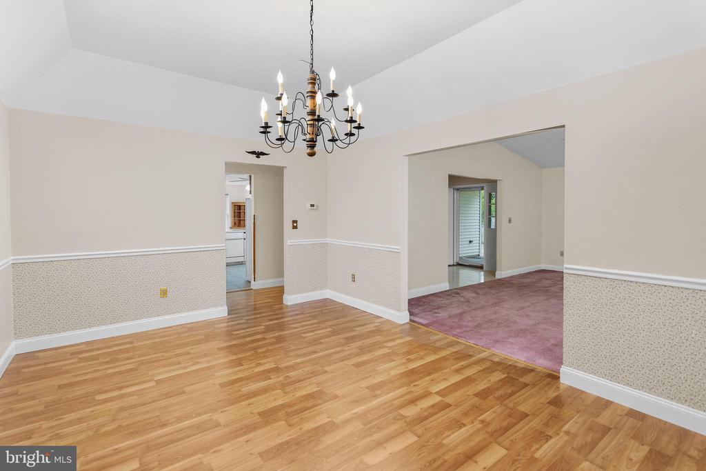 21 Willowwood Ct