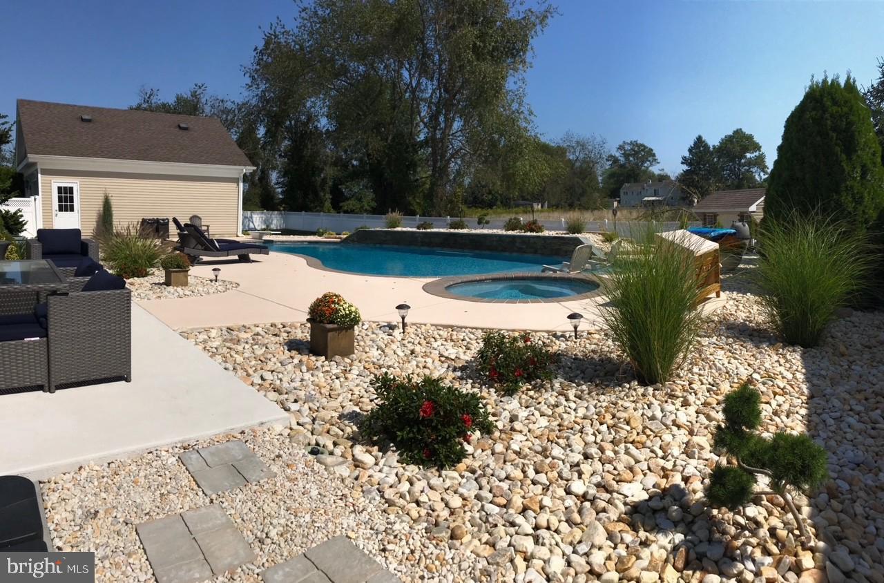 210 RECKLESSTOWN WAY