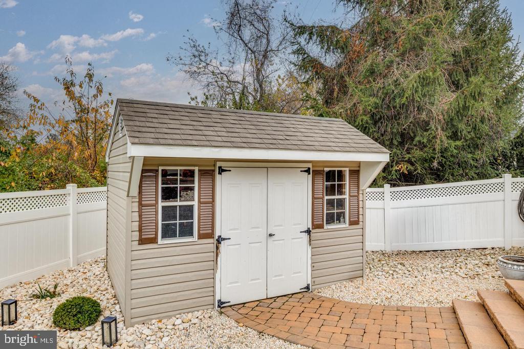 210 RECKLESSTOWN WAY