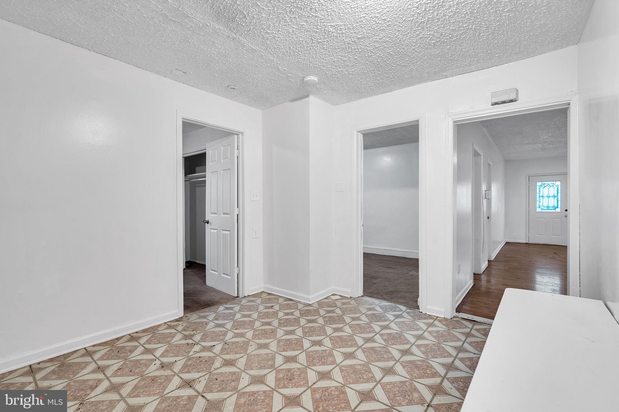 210 KOSSUTH STREET UNIT A