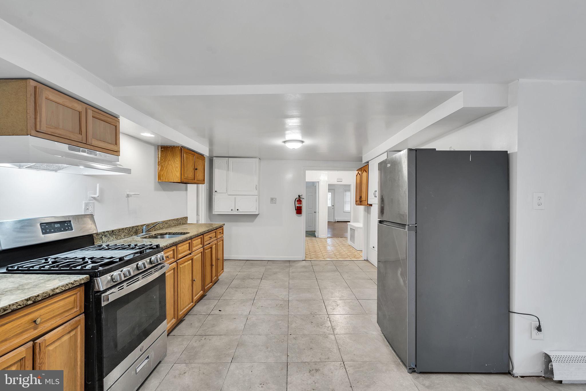 210 KOSSUTH STREET UNIT A