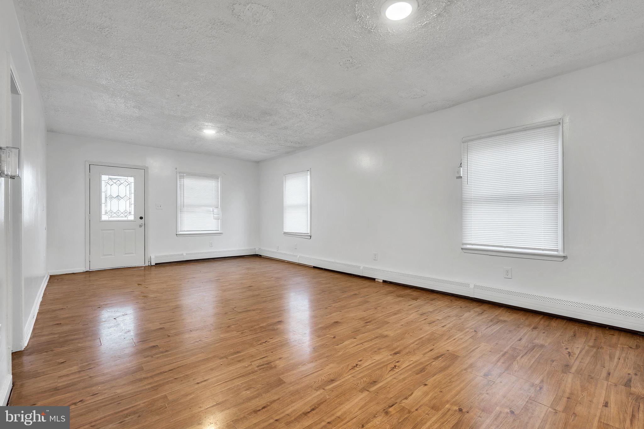 210 KOSSUTH STREET UNIT A